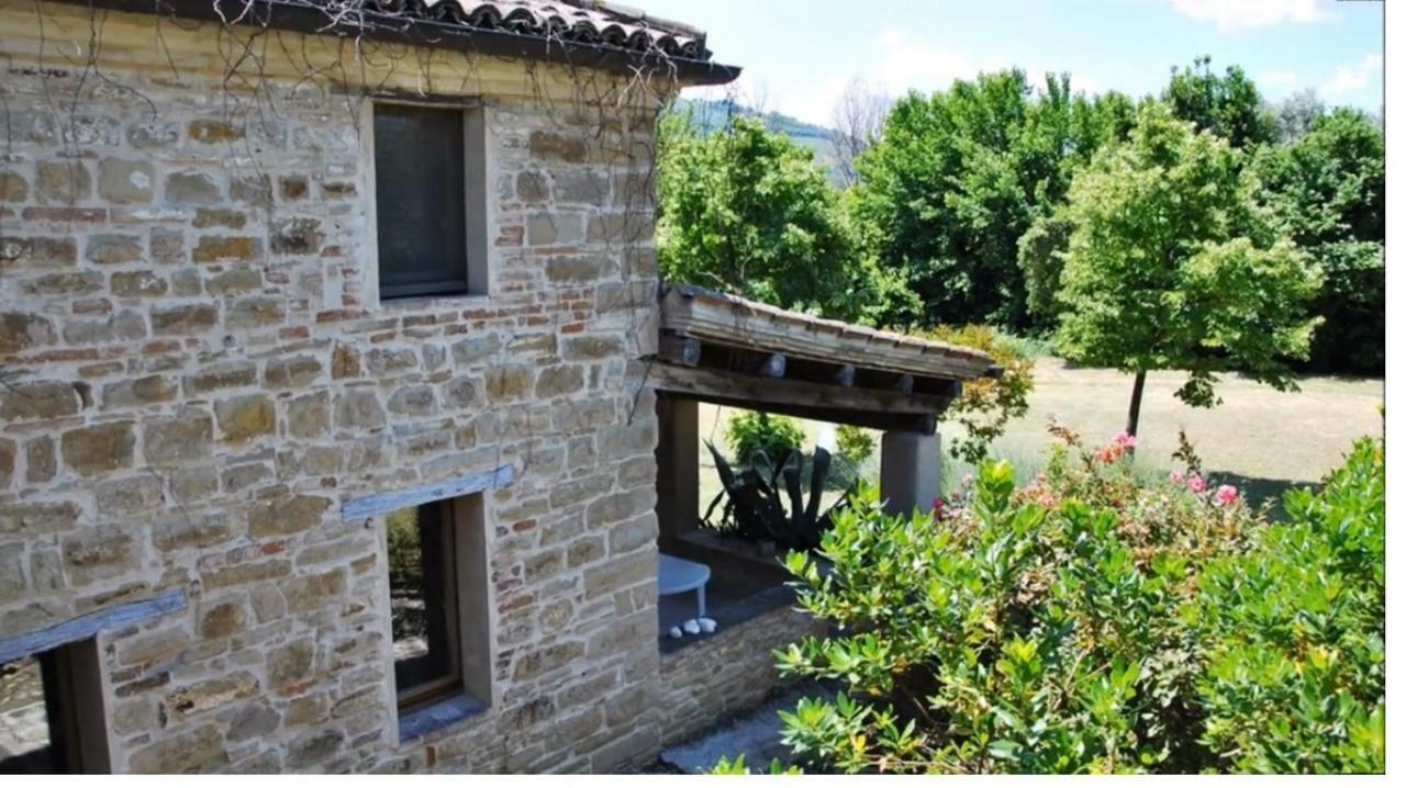 Stone Farmhouse In Moie Guest House Exterior photo